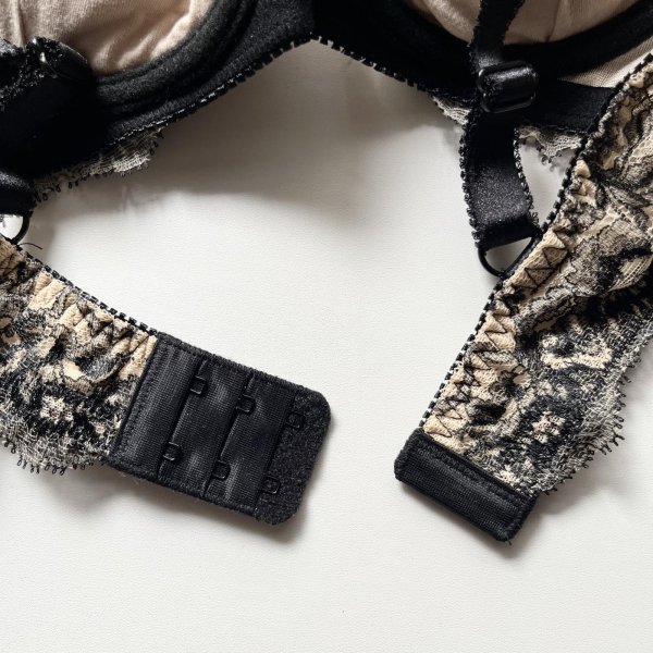 画像6: ５０％off！！ChasneyBeauty★WAKEupブラジャー ベージュ/ブラック (6)